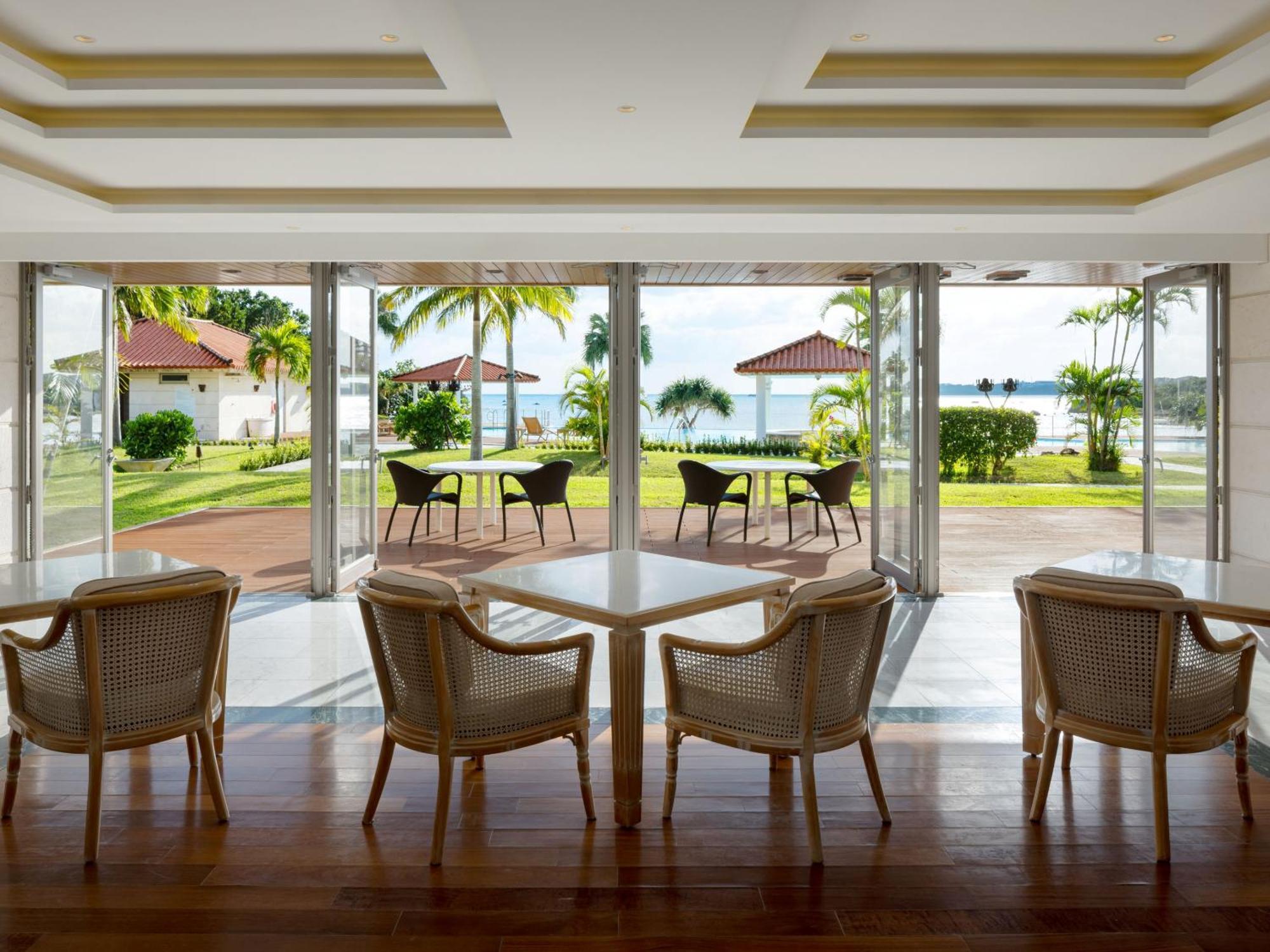 อิชิงะกิ รีสอร์ต โฮเต็ล Hotel Ishigaki  ภายนอก รูปภาพ