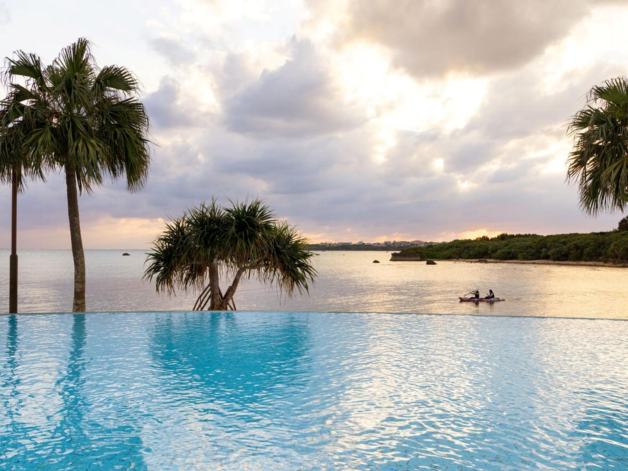 อิชิงะกิ รีสอร์ต โฮเต็ล Hotel Ishigaki  ภายนอก รูปภาพ